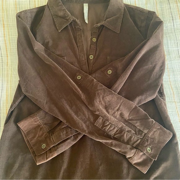 Brown corduroy pocket long sleeve shift dress - Picture 3 of 7
